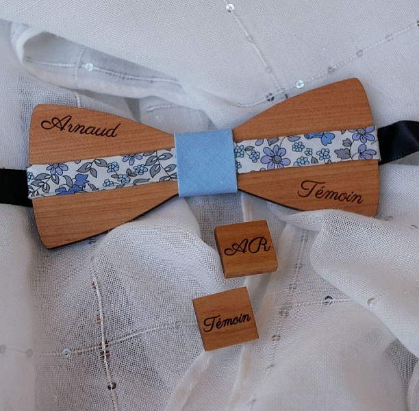 Firkantede mansjettknapper i tre for &aring; tilpasse