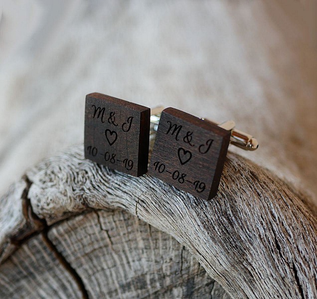 Firkantede mansjettknapper i kirseb&aelig;rtre for personlig tilpasning