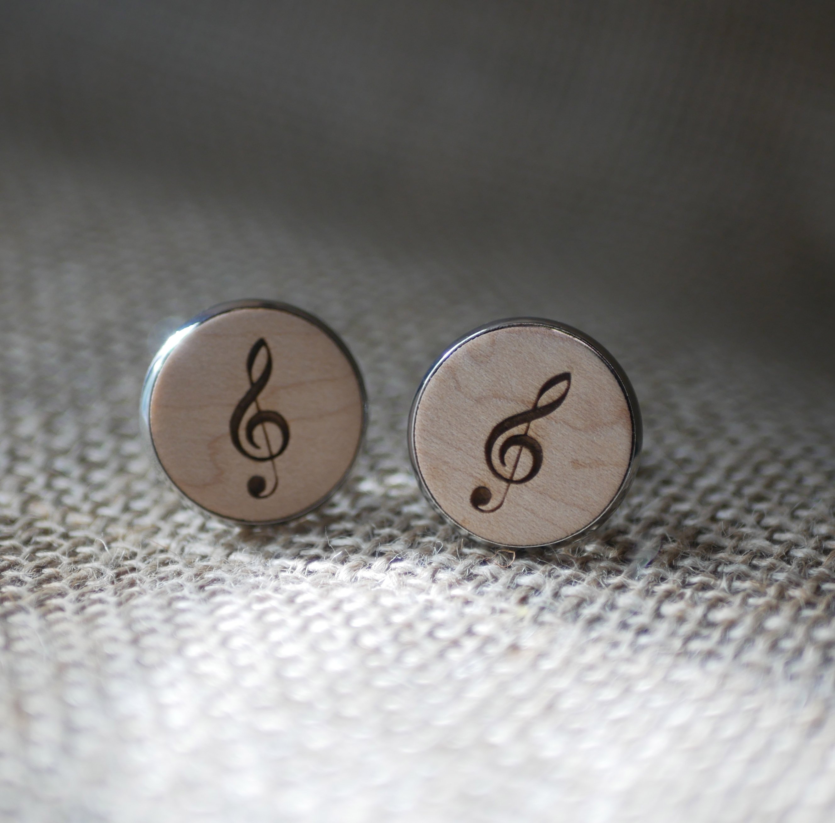 Mansjettknapper cabochon sett med gravert design