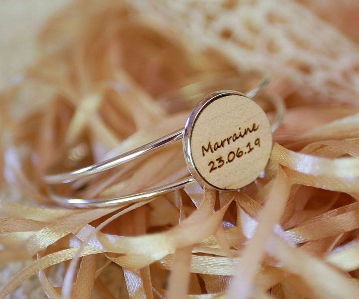 Armb&aring;nd med tre cabochon for &aring; tilpasse og s&oslash;lvbelagt metall