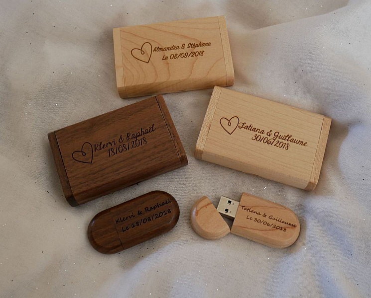 Valn&oslash;tt tre 64GB USB-minnepinne og eske, tilpassbar