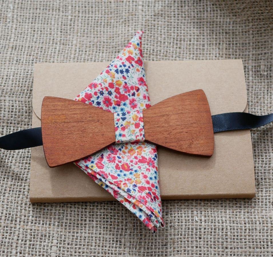 Tre sløyfesett Pouch Butterfly brosje Liberty