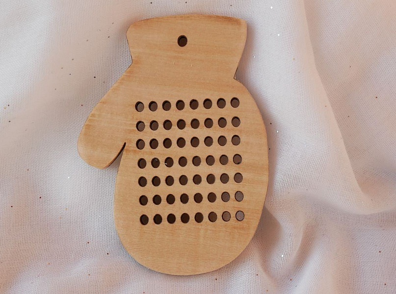 Broderi p&aring; tre: Juledekorasjonsmuffel for &aring; brodere deg selv 