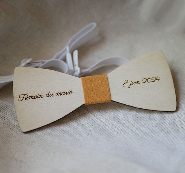 Lett sl&oslash;yfe i poppeltre for menn som kan personaliseres