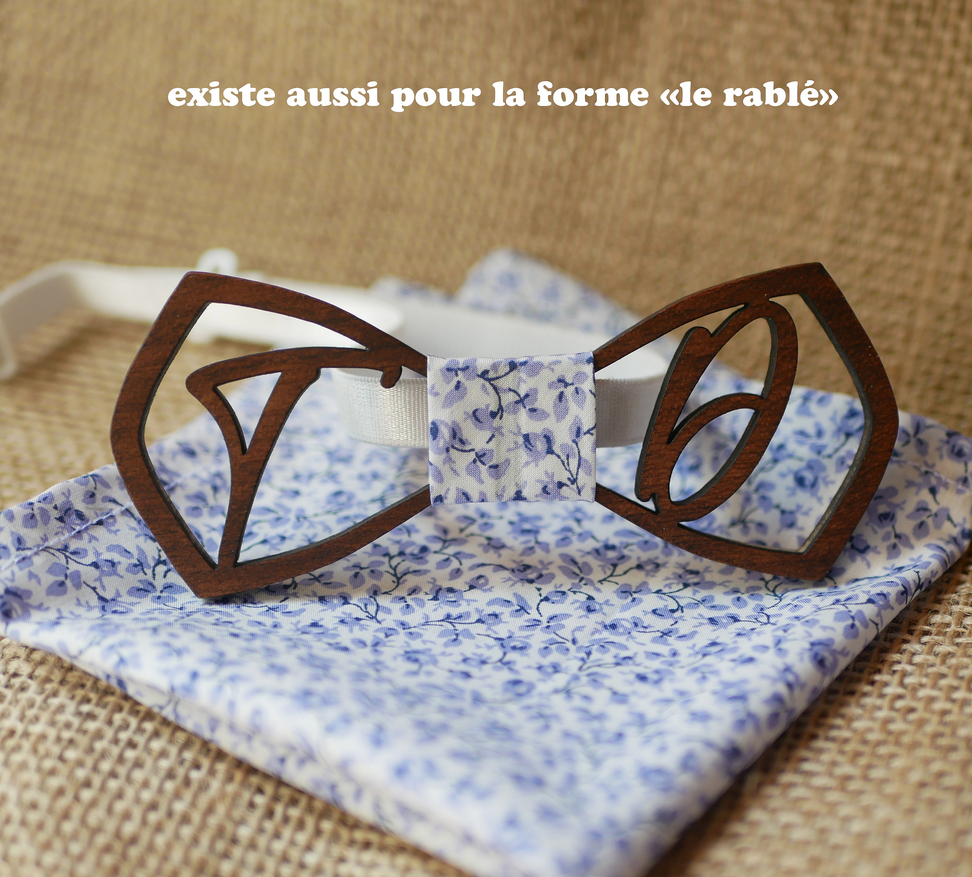 Sl&oslash;yfe i tre personliggjort med 2 initialer