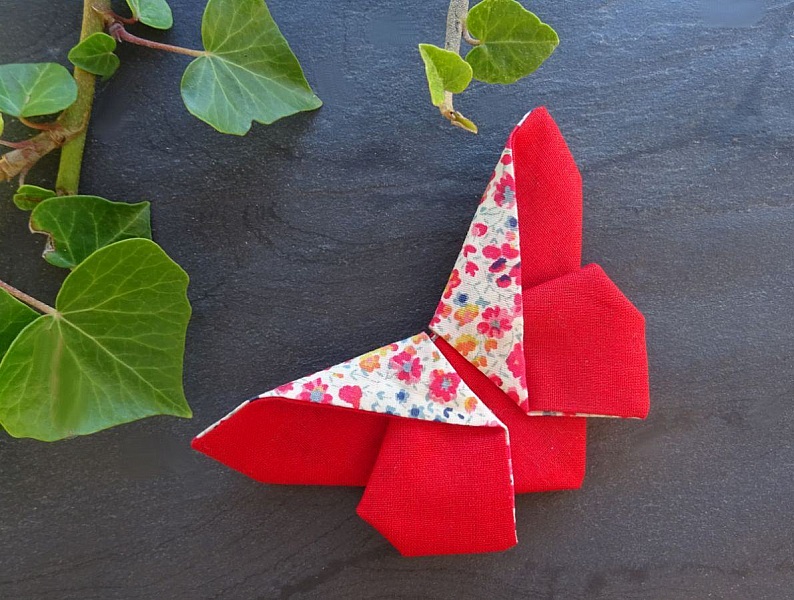 Tre sl&oslash;yfesett Pouch Butterfly brosje Liberty