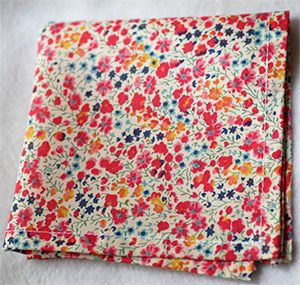 L16-Liberty Phoebe Orage+Square lomme (+ 10.80 €)