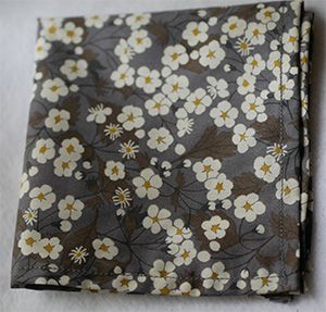 L8-Liberty Mitsi Mørkegrå+Firkantet lomme (+ 10.80 €)